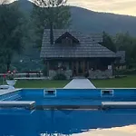 California Villa Rezine